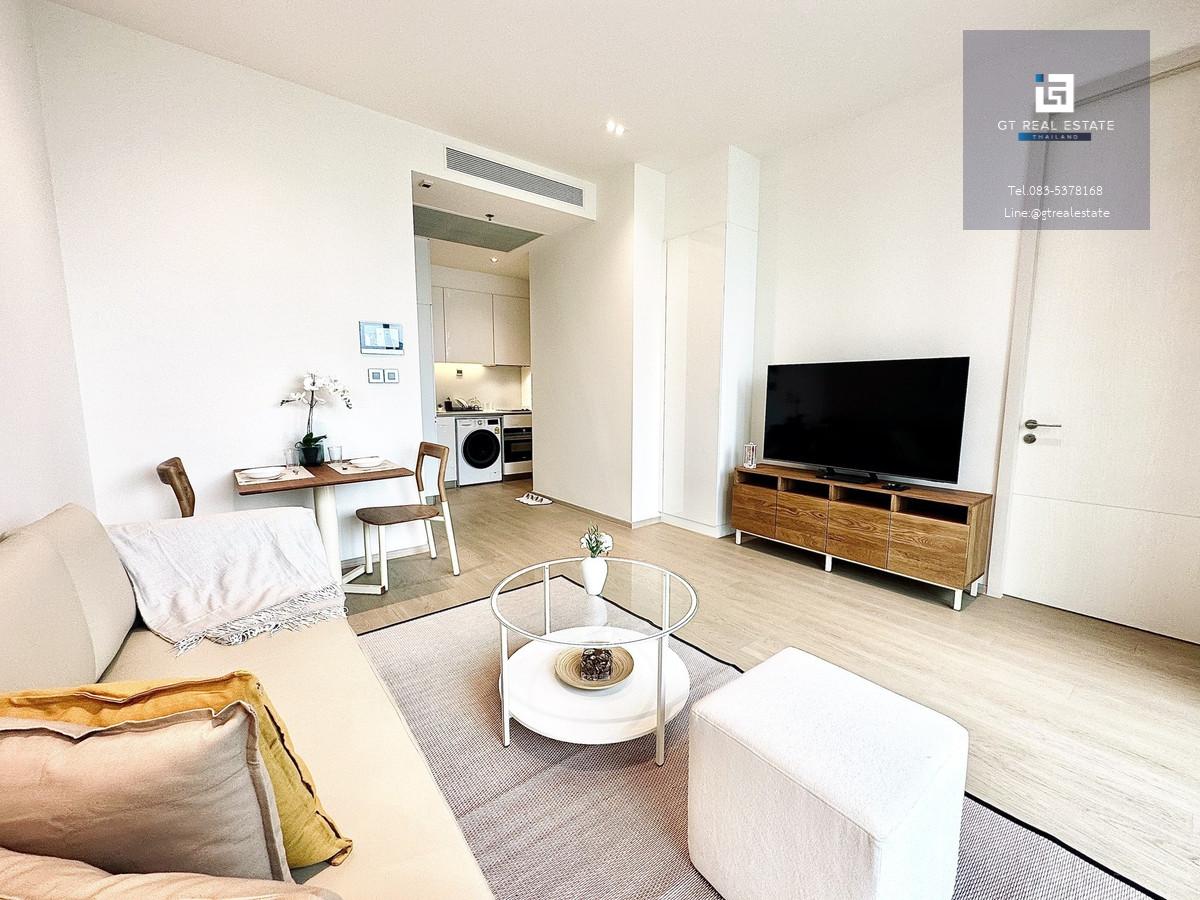 คอนโด The Strand Thonglor เดินทางสะดวก ใกล้รถไฟฟ้าบีทีเอส มีรถรับส่ง ห้องสวย เฟอร์นิเจอร์ครบ พร้อมอยู่!!