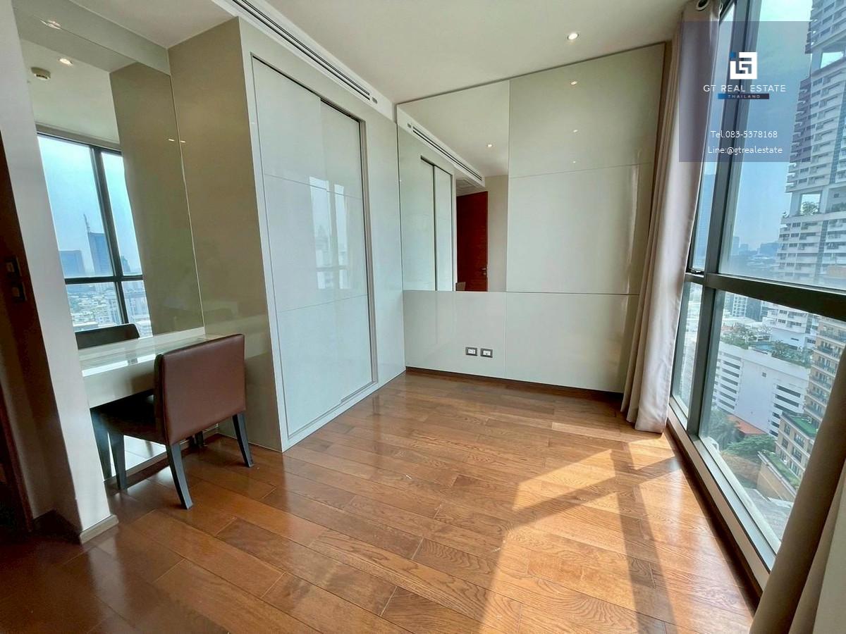 คอนโด The Address Sukhumvit 28 เดินทางสะดวก ใกล้รถไฟฟ้าบีทีเอส มีรถรับส่ง ห้องสวย เฟอร์นิเจอร์ครบ พร้อมอยู่!!