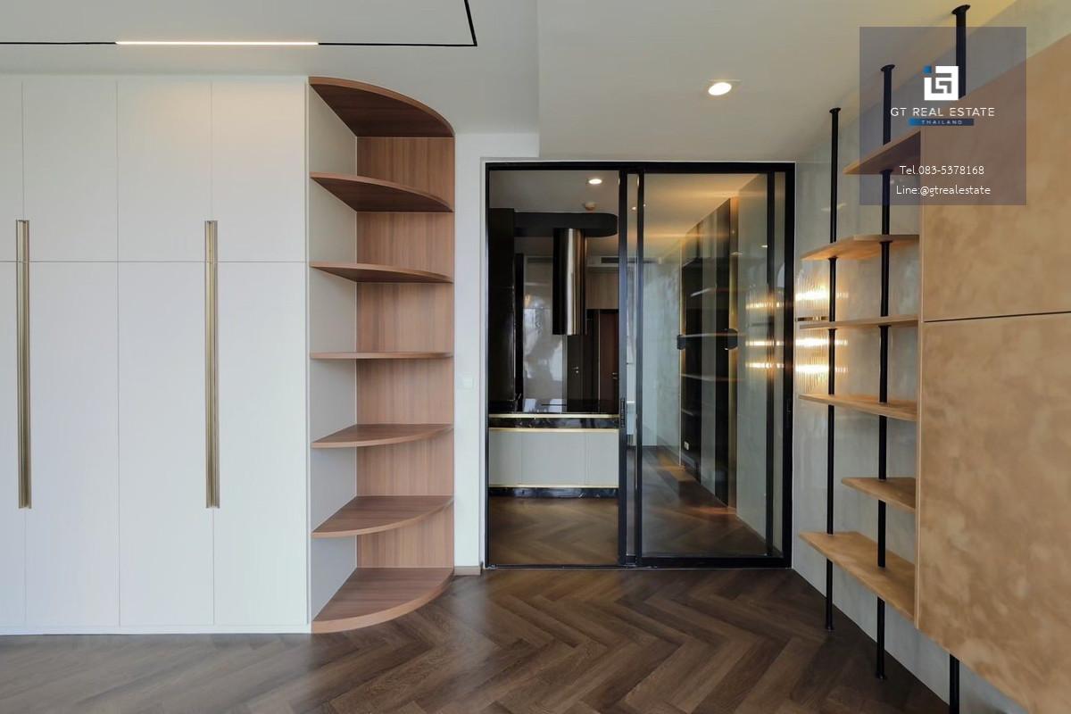 คอนโดหรูที่ Noble Ploenchit เดินทางสะดวก ติดรถไฟฟ้าบีทีเอส ขายห้องเปล่า!!