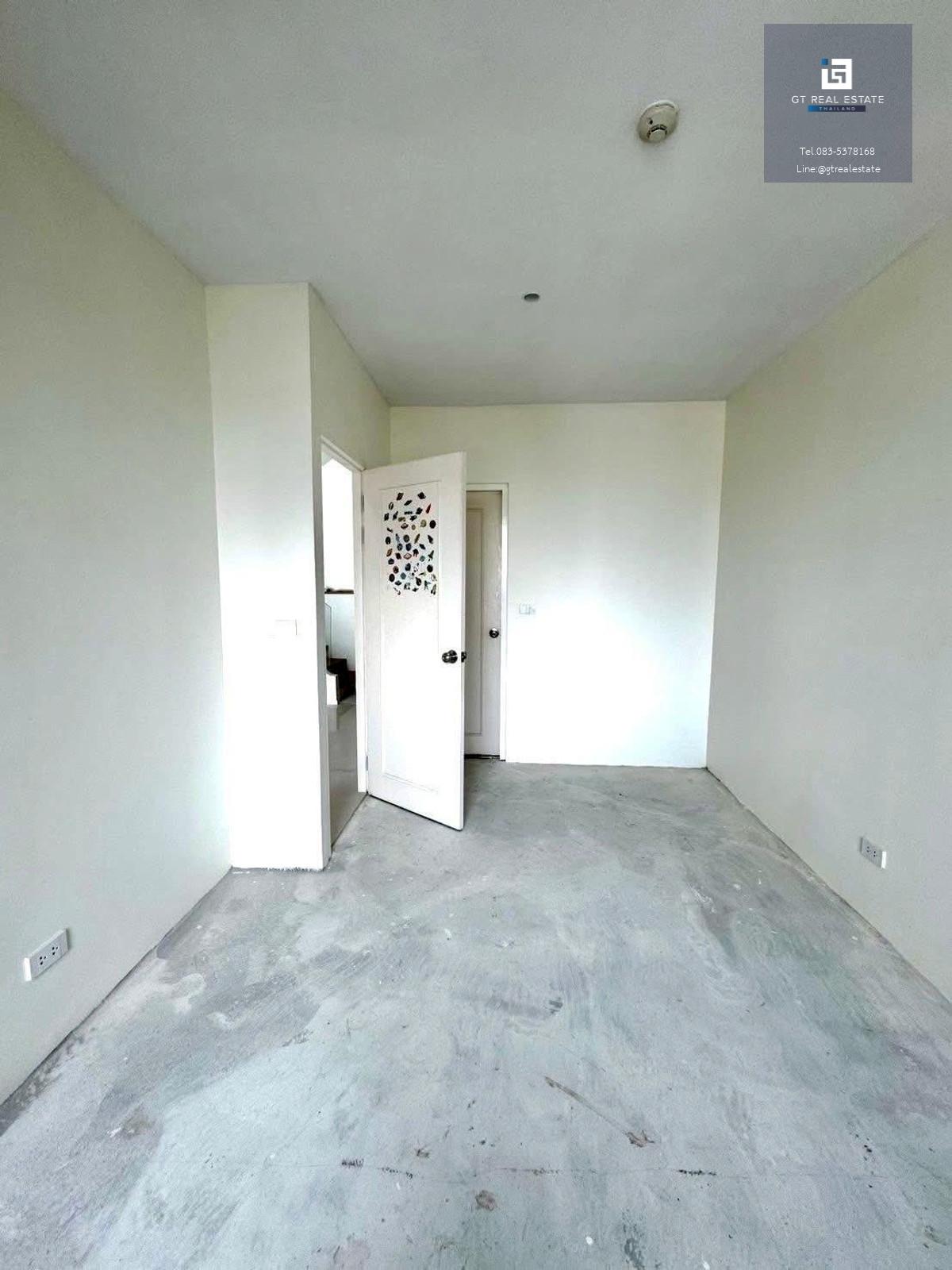 ขายห้องเปล่าที่คอนโด Villa Asoke เดินทางสะดวก ใกล้รถไฟฟ้าเอ็มอาที มีรถรับส่ง!!