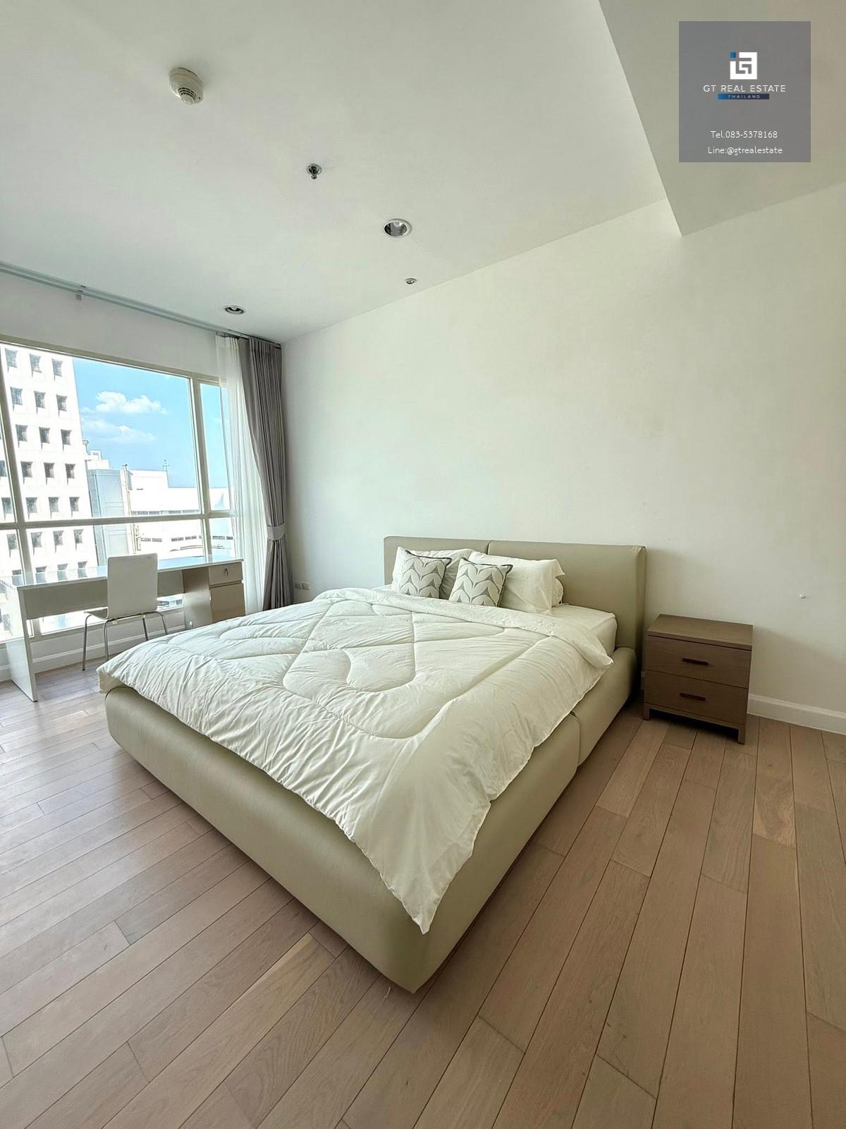 คอนโด The Address Chidlom เดินทางสะดวก ใกล้รถไฟฟ้าบีทีเอส มีรถรับส่ง ห้องแต่งสวย เฟอร์นิเจอร์ครบ พร้อมอยู่!!