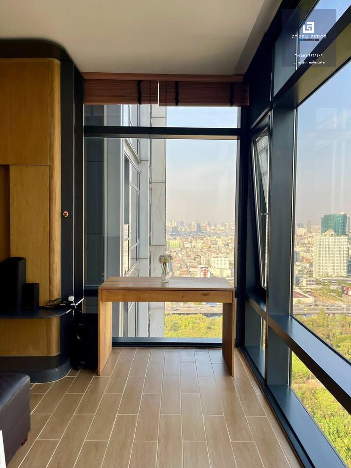 ✨ GT16093 | Circle Living Prototype For Rent and Sell