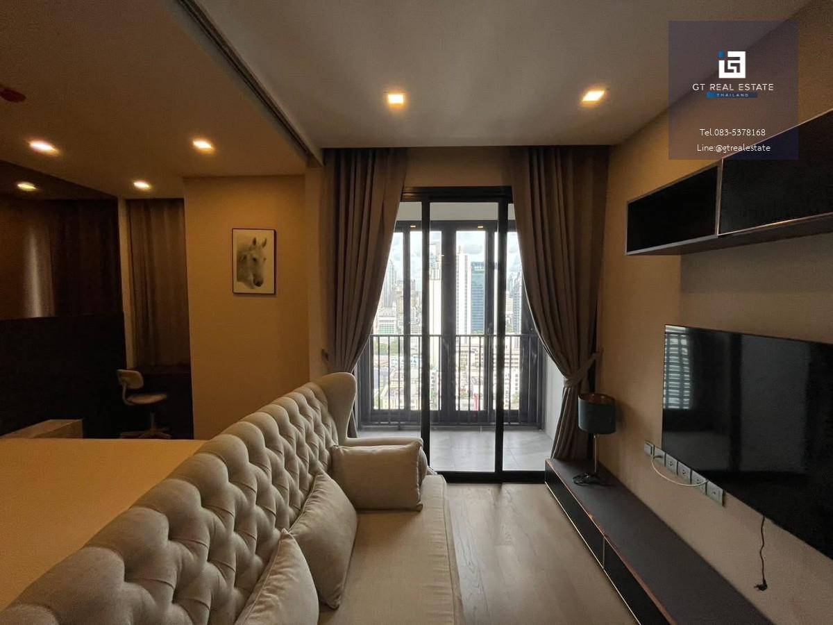 คอนโด Ashton Asoke เดินทางสะดวก ใกล้รถไฟฟ้าบีทีเอส มีรถรับส่ง ห้องสวย เฟอร์นิเจอร์ครบ พร้อมอยู่!!