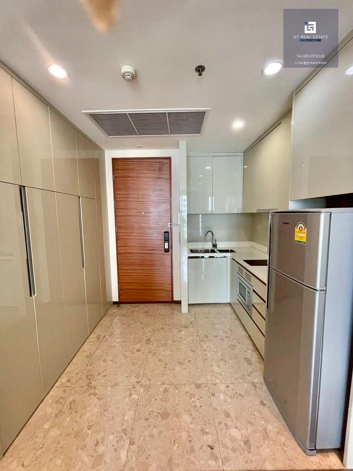 คอนโด The Address Sukhumvit 28 เดินทางสะดวก ใกล้รถไฟฟ้าบีทีเอส มีรถรับส่ง ห้องสวย เฟอร์นิเจอร์ครบ พร้อมอยู่!!