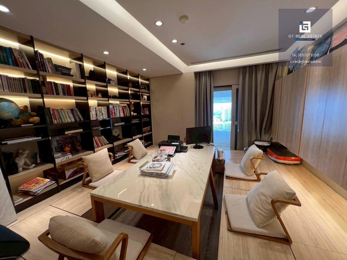 คอนโด Le Raffine Sukhumvit 24 เดินทางสะดวก ใกล้รถไฟฟ้าบีทีเอส มีรถรับส่ง ห้องกว้าง สวย เฟอร์นิเจอร์ครบ พร้อมขาย!!