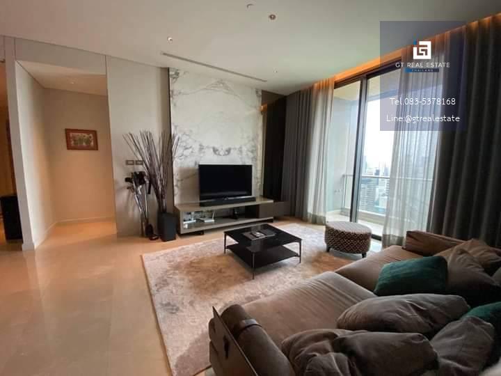 ให้เช่าคอนโดราคาพิเศษ Sindhorn Residence พร้อมอยู่ ทำเลดี