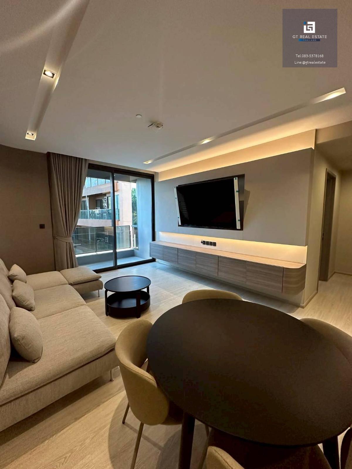 ✨ GT15975 |  คอนโด The Room Sukhumvit 38 เดินทางสะดวก ใกล้รถไฟฟ้าบีทีเอส มีรถรับส่ง ห้องสวย เฟอร์นิเจอร์ครบ พร้อมอยู่