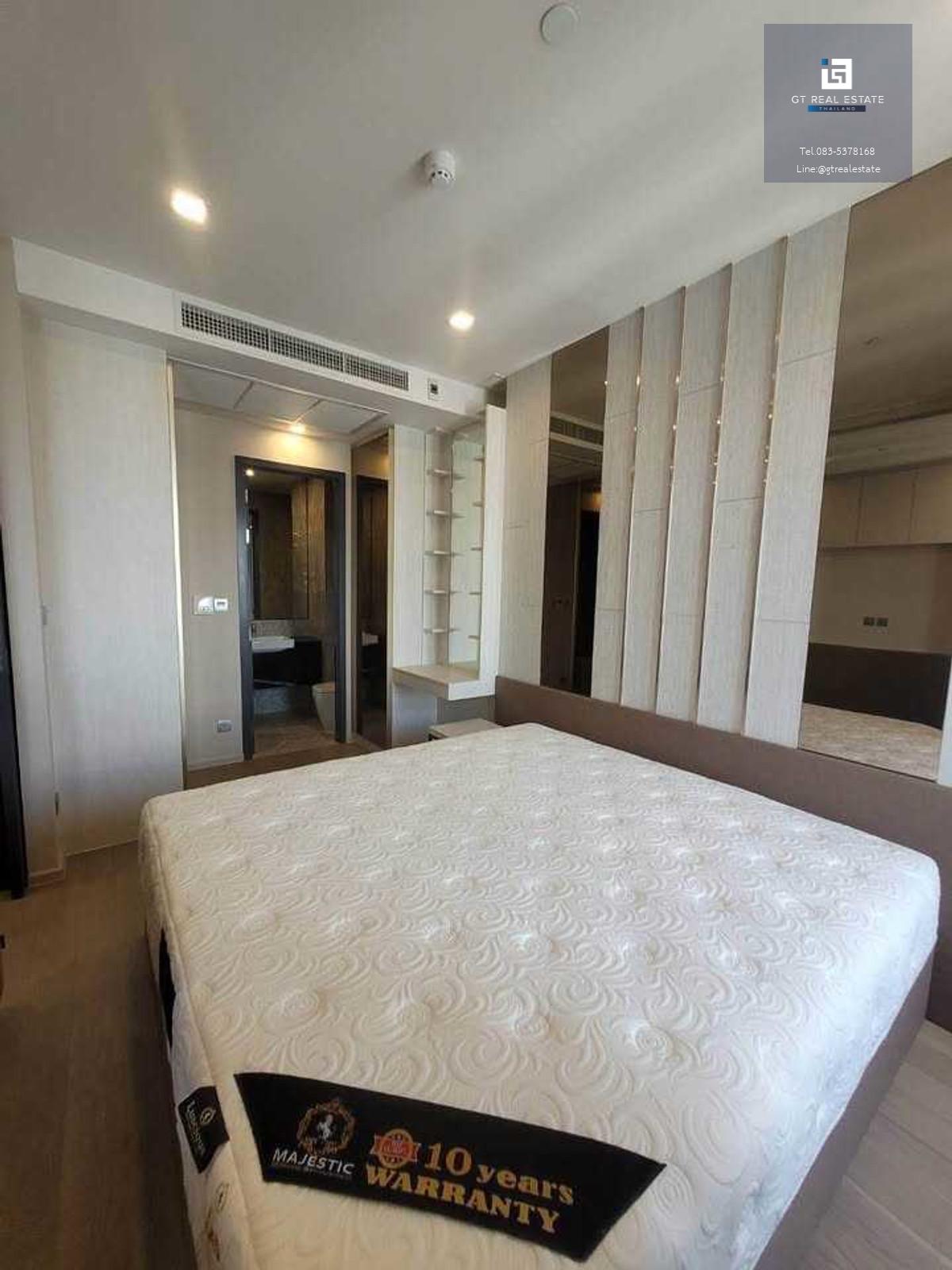 คอนโด Ashton Asoke เดินทางสะดวก ใกล้รถไฟฟ้าบีทีเอส มีรถรับส่ง เฟอร์นิเจอร์ครบ พร้อมอยู่!