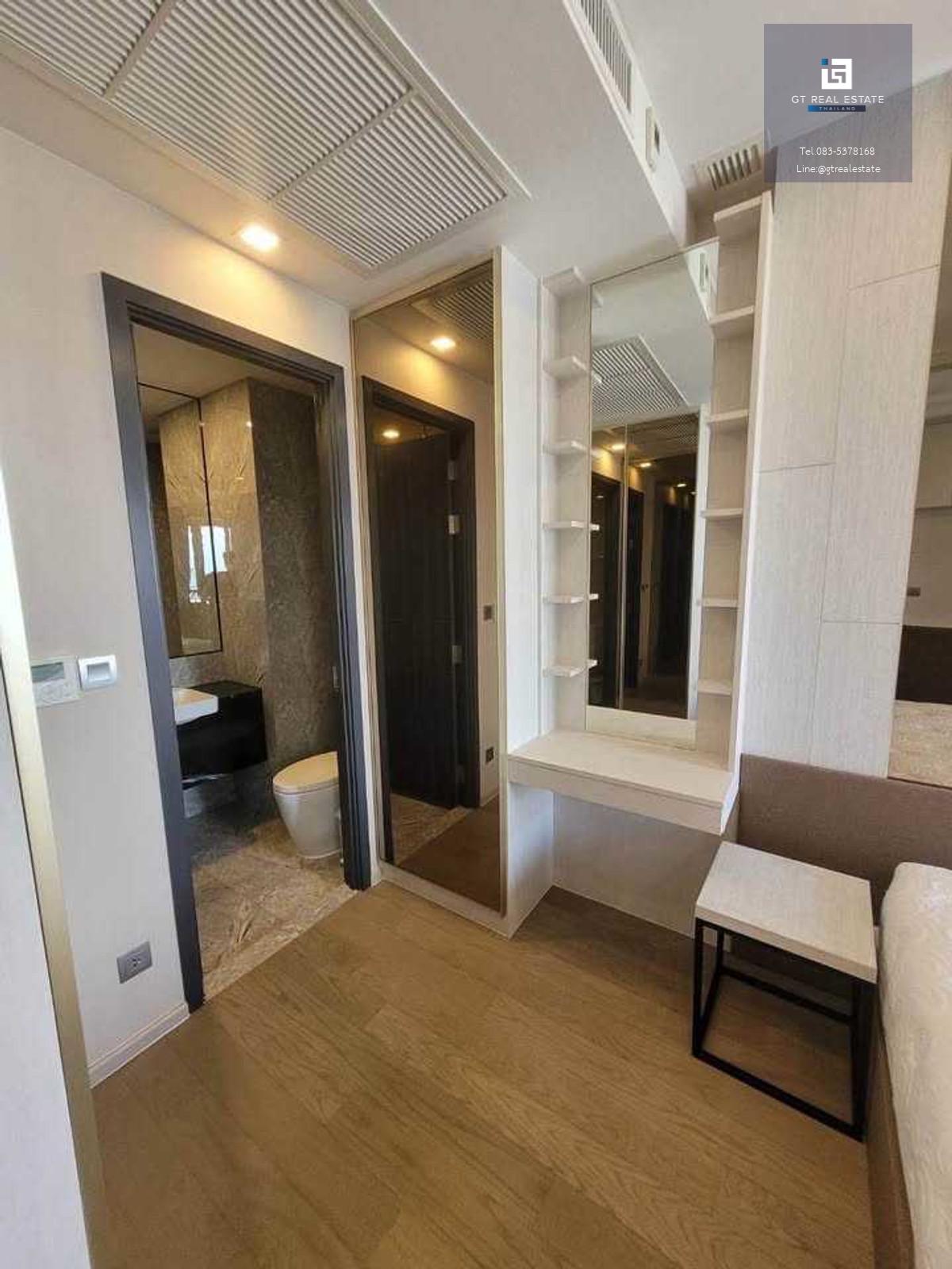 คอนโด Ashton Asoke เดินทางสะดวก ใกล้รถไฟฟ้าบีทีเอส มีรถรับส่ง เฟอร์นิเจอร์ครบ พร้อมอยู่!