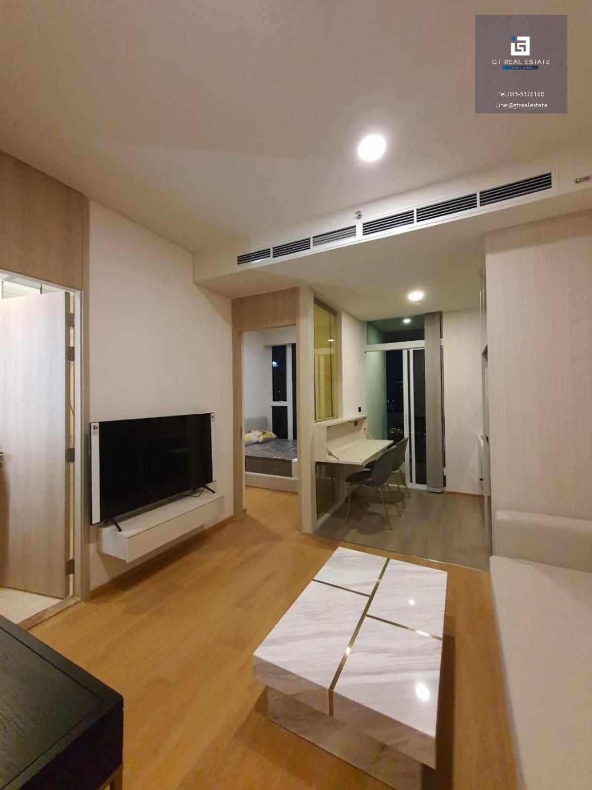 คอนโด Siamese Executive 42 เดินทางสะดวก ใกล้รถไฟฟ้าบีทีเอส มีรถรับส่ง เฟอร์นิเจอร์ครบ พร้อมอยู่